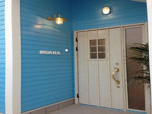 MOANA（モアナ）ロゴを製作取付しました。